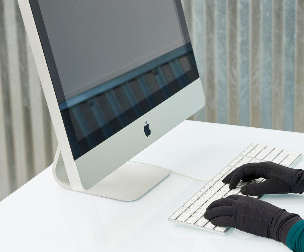 The Best Warm Typing Gloves For Cold Hands and Fingers